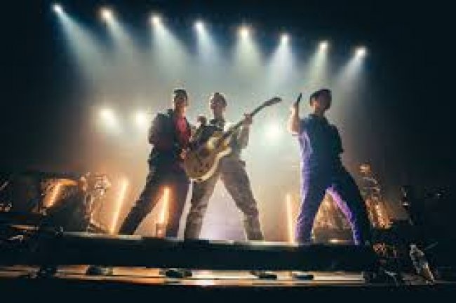 Jonas Brothers are staging a virtual and interactive concert: fans, have your say